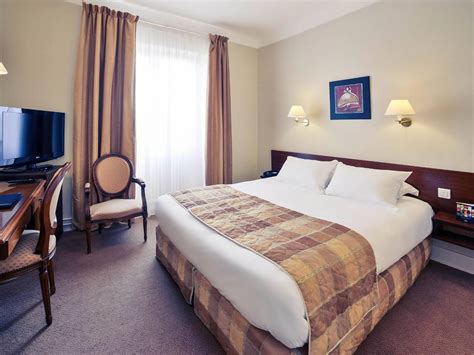 hotels bayonne|More.